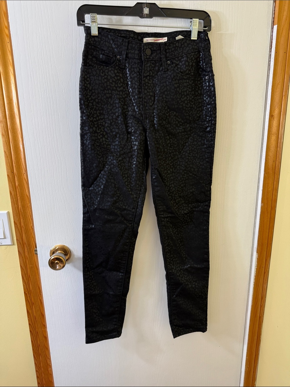 Levi's 721 Wild Cat Foil Leopard High Rise Skinny Jeans 26 - Picture 3 of 13